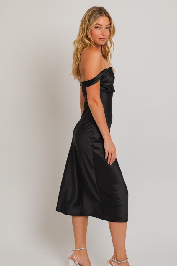 Off the Shoulder Bias Midi Dress in Black Online Sale